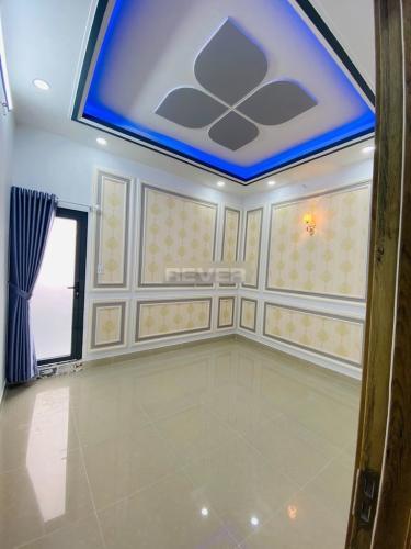 Nhà phố Huyện Nhà Bè Nhà phố đường xe hơi rộng rãi hướng Tây, kết cấu 1 trệt 2 lầu.