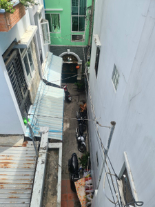 Đường trước nhà phố Quận Phú Nhuận Nhà phố thiết kế 1 trệt, 1 lầu diện tích 25m2, bàn giao nội thất cơ bản.