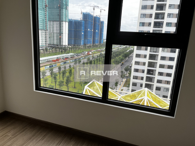  Căn hộ Vinhomes Grand Park hướng ban công đông nam không có nội thất diện tích 64m²