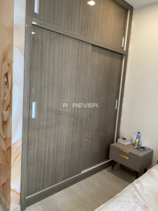  Căn hộ Vinhomes Golden River nội thất cơ bản diện tích 70m²