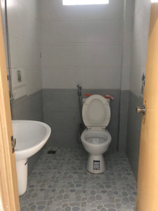 Nhà phố Quận 9 Nhà cấp 4 và đất nền diện tích 69.5m2 có sổ hồng riêng, bàn giao trong ngày.