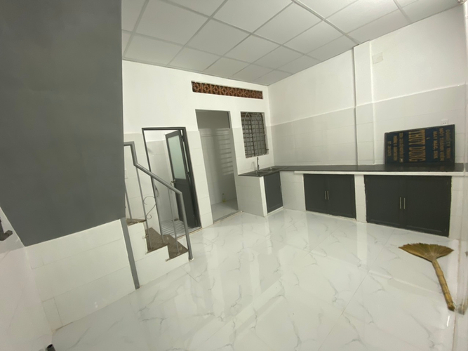 Nhà phố Quận Tân Bình Nhà hẻm rộng 4m đường Nguyễn Sỹ Sách diện tích 4.4m x 15.5m rộng thoáng.