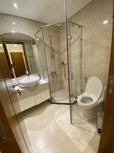 Căn hộ Vinhomes Central Park, Quận Bình Thạnh Căn hộ Vinhomes Central Park view đón gió mát, đầy đủ nội thất.