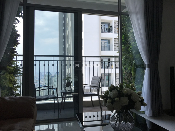  Căn hộ Vinhomes Central Park diện tích 135.2m² view sông và thành phố