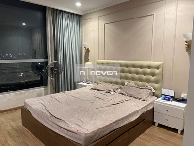  Cần bán căn 3PN Vinhomes Central Park hướng Đông Nam, diện tích 106.1m², view Landmark 81