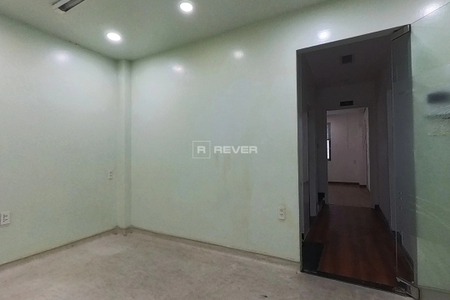  Nhà phố Đường 3 Tháng 2 3 tầng diện tích 249.9m² hướng đông nam pháp lý sổ đỏ