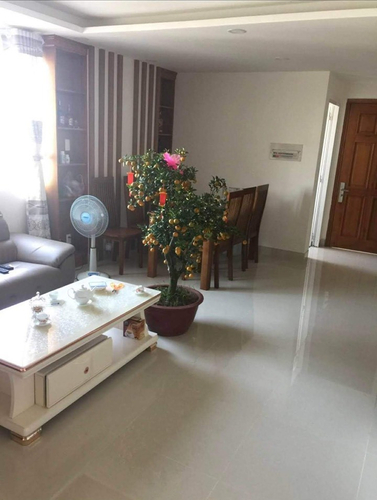 Căn hộ Samland Riverview, Quận Bình Thạnh Căn hộ Samland Airport tầng 6 ban công rộng, view đón gió mất mẻ.