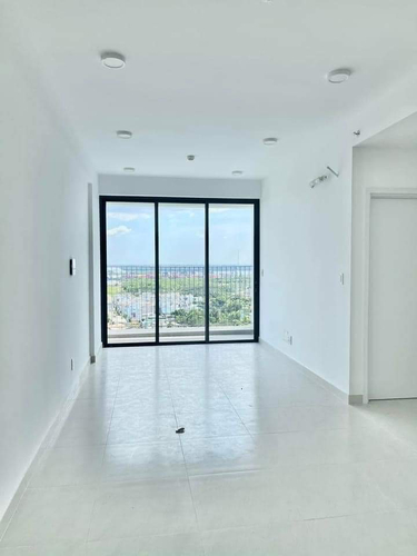 Căn hộ Ricca, Quận 9 Căn hộ Ricca tầng 10 view nhìn ra đường thoáng mát, nội thất cơ bản.
