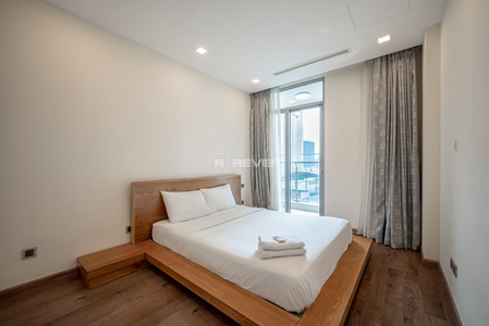  Căn hộ Vinhomes Central Park hướng ban công tây nam đầy đủ nội thất diện tích 52.7m².