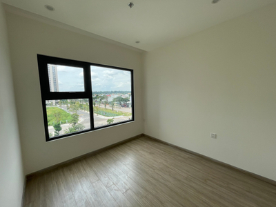  Căn hộ Vinhomes Grand Park hướng ban công tây nam không có nội thất diện tích 69.2m²