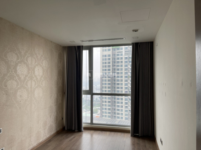  Căn hộ Vinhomes Central Park hướng ban công tây nam nội thất cơ bản diện tích 75.1m²