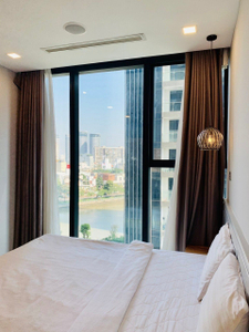 2ab8d0b86dcb362f2a76fe8ea6cf2365.jpg Căn hộ 1 phòng ngủ Vinhomes Golden River hướng cửa Tây Nam.