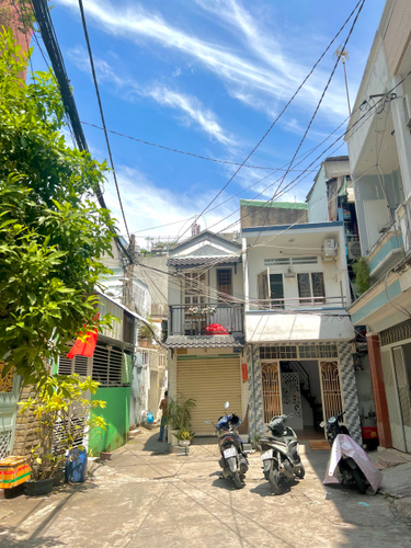  Nhà phố Đường Cô Giang 2 tầng diện tích 10.6m² hướng đông nam pháp lý sổ hồng