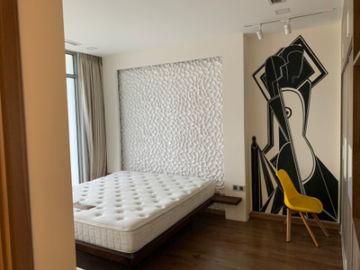 Căn hộ Vinhomes Central Park, Quận Bình Thạnh Căn hộ Vinhomes Central Park tầng 29 có 4 phòng ngủ, nội thất cơ bản.