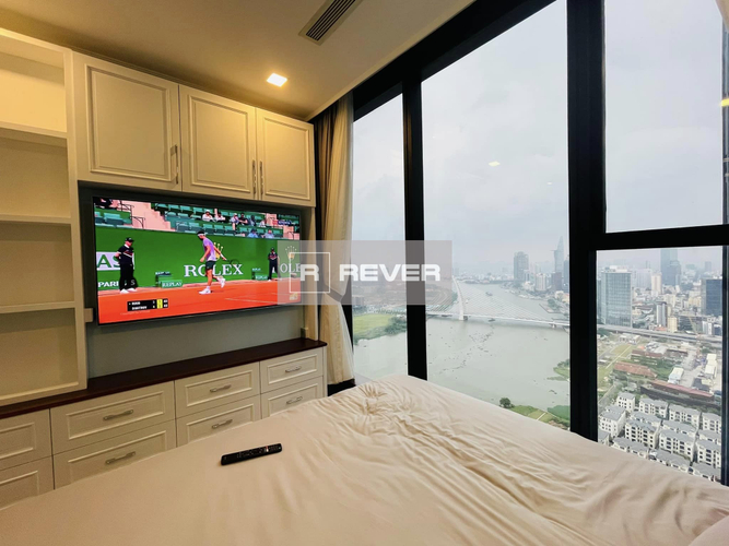  Căn hộ Vinhomes Golden River đầy đủ nội thất diện tích 70m²