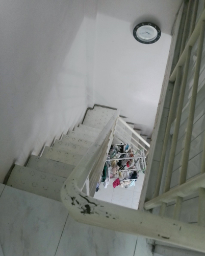 Nhà phố Quận 6 Nhà thiết kế 1 trệt, 1 lầu cửa hướng Tây Nam, cách chợ Tân Hòa Đông 50m.