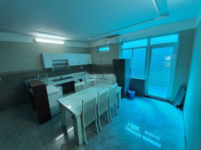 Nhà phố Huyện Nhà Bè Nhà mặt tiền đường số 18 Sadeco Phước Kiểng, diện tích 95m2.