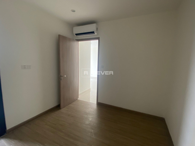 z4385681214375_bf620df8b911105618ecdecc767e8836.jpg Căn hộ Vinhomes Grand Park hướng ban công tây bắc không có nội thất diện tích 59m²