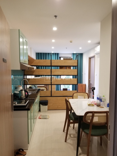 z4369969139072_3acf2389c17cb6a615adaaff93bf6a47.jpg Căn hộ Vinhomes Grand Park hướng ban công tây nam nội thất cơ bản diện tích 69.2m²