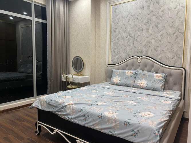 Penthouse Vinhomes Central Park, Quận Bình Thạnh Penthouse Vinhomes Central Park diện tích 206m2, đầy đủ nội thất.