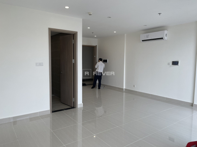  Căn hộ Vinhomes Grand Park hướng ban công tây nam không có nội thất diện tích 46m².