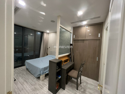  Căn hộ Vinhomes Golden River đầy đủ nội thất diện tích 110m².