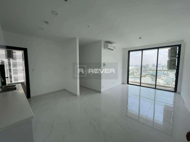  Căn hộ D'Lusso diện tích 68m2, không gian thoáng đãng.