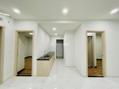 Căn hộ Charm City hướng ban công đông nội thất cơ bản diện tích 49.43m².