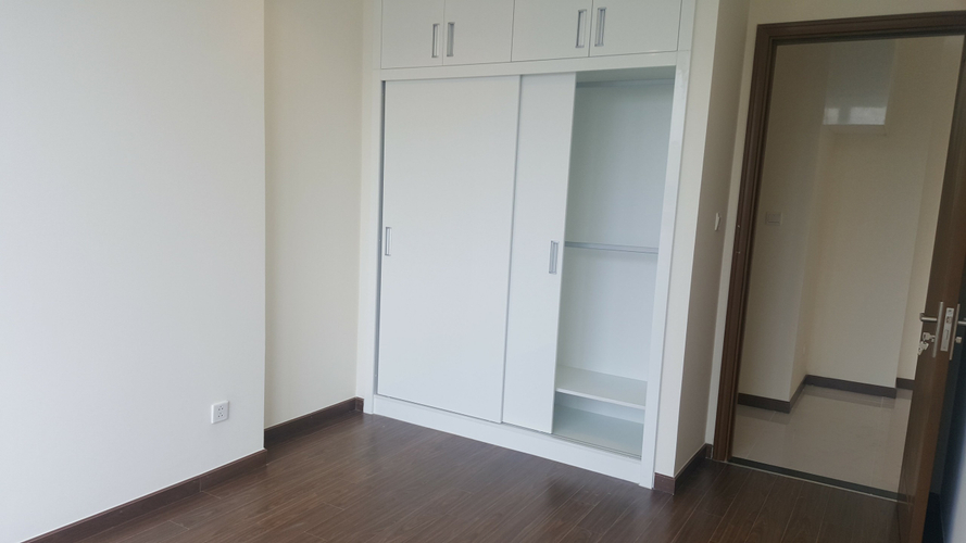  Căn hộ Vinhomes Central Park hướng ban công nam nội thất cơ bản diện tích 79m²