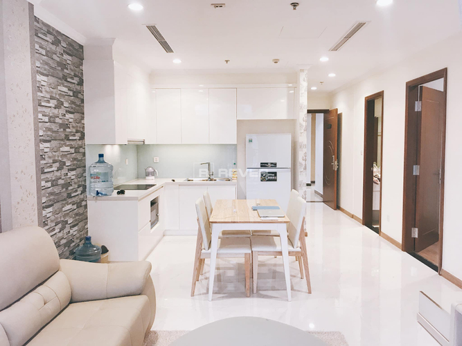 197803495_4475404079158823_480641568723722787_n.jpg Căn hộ Vinhomes Central Park đầy đủ nội thất diện tích 54m²