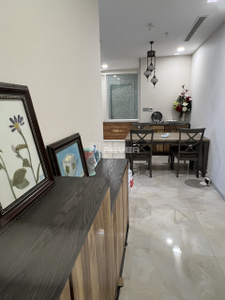  Căn hộ Vinhomes Golden River đầy đủ nội thất diện tích 110m².