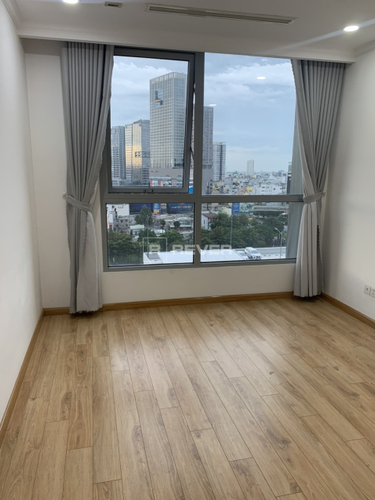  Căn hộ Vinhomes Central Park hướng ban công đông nam nội thất cơ bản diện tích 108.7m².