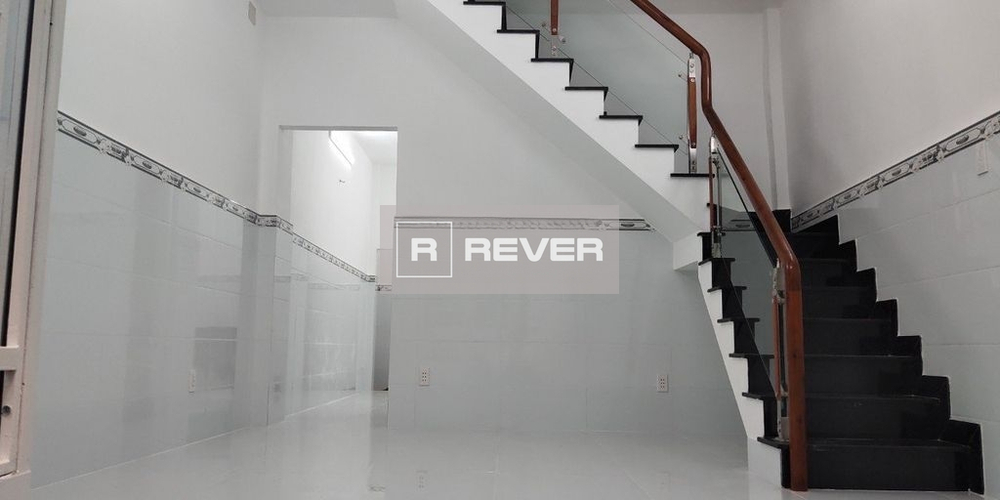 Nhà phố Quận Tân Bình Nhà hẻm xe hơi đường Lạc Long Quân diện tích đất 44.25m2 rộng thoáng.