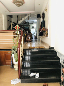  Nhà phố Đường Mê Linh 4 tầng diện tích 79.7m² hướng bắc pháp lý sổ hồng.