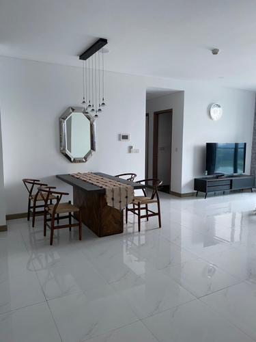  Căn hộ Sunwah Pearl đầy đủ nội thất diện tích 124m².