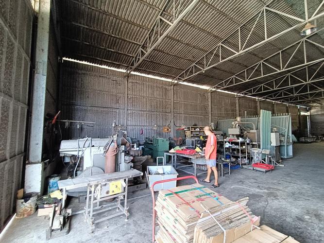 Nhà xưởng kho bãi Huyện Bình Chánh Nhà xưởng kho bãi diện tích 500m2 hướng Đông, khu dân cư an ninh và yên tĩnh.