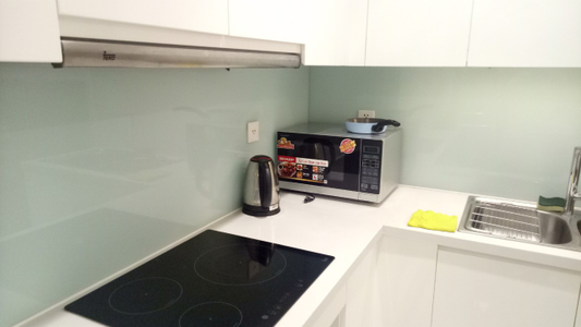 Căn hộ Vinhomes Central Park, Quận Bình Thạnh Căn hộ đầy đủ nội thất Vinhomes Central Park tầng 25, view đón gió mát.