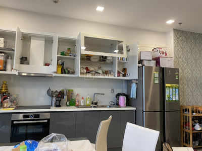  Căn hộ Vinhomes Golden River nội thất cơ bản diện tích 70m²