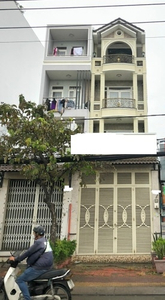 Nhà phố đường Trần Xuân Soạn 3 tầng, diện tích 128m², hướng Bắc, pháp lý HĐ cọc