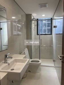 toilet căn hộ Ecogreen Saigon Căn hộ Eco Green Sài Gòn có 3 phòng ngủ, đầy đủ nội thất.