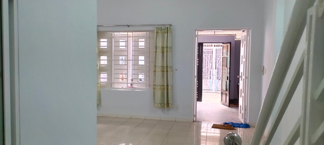 Nhà phố Quận Gò Vấp Nhà phố có cửa hướng Tây Nam, hẻm rộng 3.5m rất an ninh và yên tĩnh.