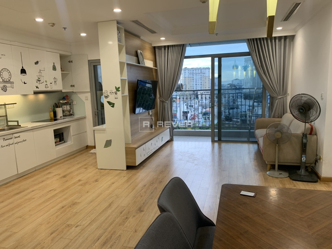  Căn hộ Vinhomes Central Park hướng ban công đông nam nội thất cơ bản diện tích 108.7m².