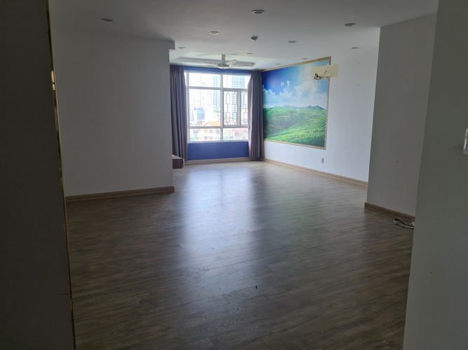 Căn hộ Hoàng Anh Gold House, Huyện Nhà Bè Căn hộ Hoàng Anh Gold House tầng trung thiết kế 3 phòng ngủ rộng thoáng.