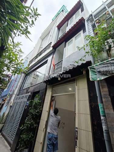  Nhà phố Đường Trần Văn Đang 3 tầng diện tích 16.2m² pháp lý sổ hồng.