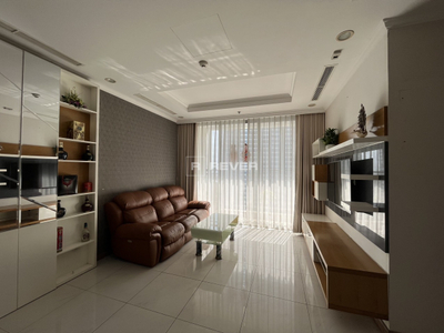  Căn hộ Vinhomes Central Park hướng Đông, diện tích 81.7m²