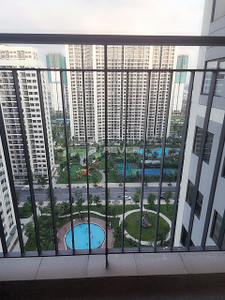  Căn hộ Vinhomes Grand Park hướng ban công đông bắc đầy đủ nội thất diện tích 59m².