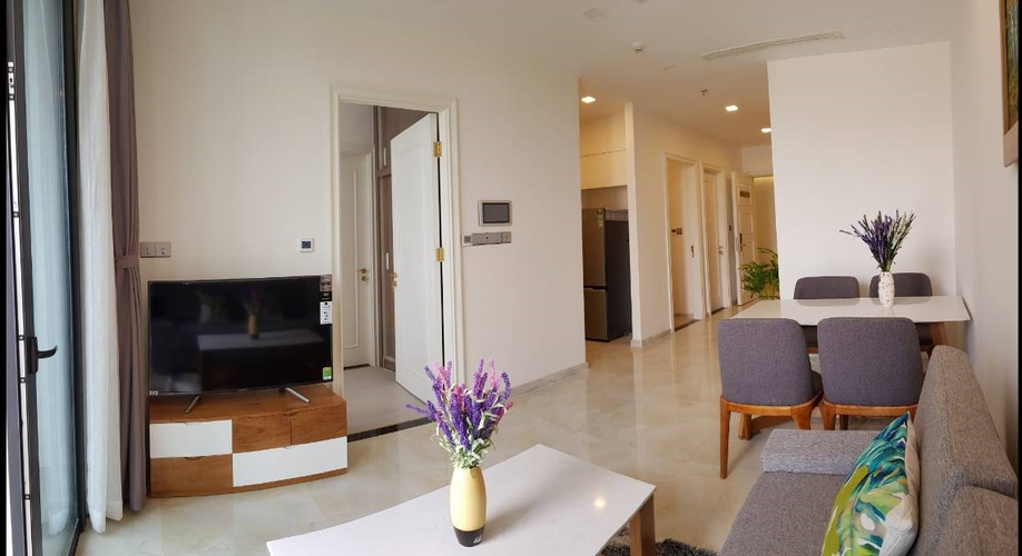 Officetel Vinhomes Golden River, Quận 1 Officetel Vinhomes Golden River tầng 11 diện tích 70m2, đầy đủ nội thất.