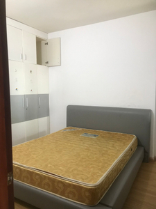 Căn hộ Orient Apartment, Quận 4 Căn hộ Orient Apartment tầng 7 có 2 phòng ngủ, không có nội thất.