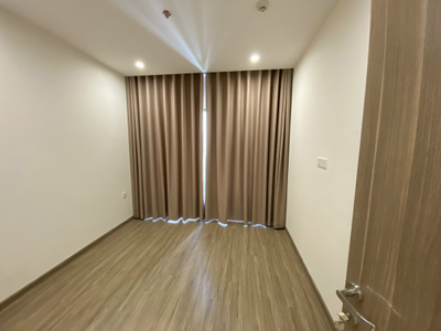 Căn hộ Vinhomes Grand Park, Quận 9 Căn hộ Vinhomes Grand Park tầng cao view thoáng mát, nội thất cơ bản.