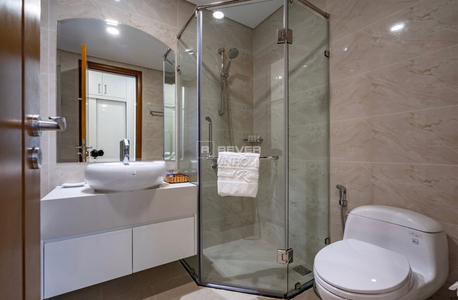  Căn hộ Vinhomes Central Park hướng ban công đông bắc đầy đủ nội thất cao cấp